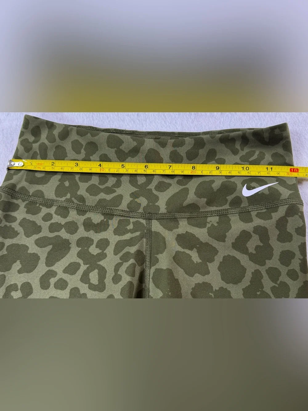 Nike Dri-FIT Women Olive Leopard Print Biker Shorts High Waist XS‎ DA0481-326